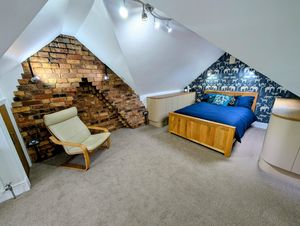 Photo 26- click for photo gallery